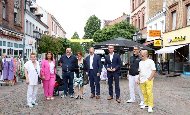 City Rundgang zur Aktion "Heimat shoppen"